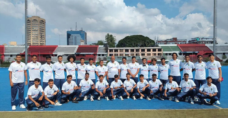 বিশ্বকাপের প্রস্তুতি নিতে মালয়েশিয়ার পথে যুব হকি দল