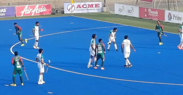 বাংলাদেশকে গোলবন্যায় ভাসালো পাকিস্তান