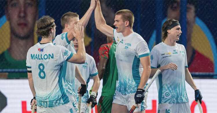 বিশ্বকাপের অভিষেক ম্যাচে অস্ট্রেলিয়ার কাছে হার বাংলাদেশের