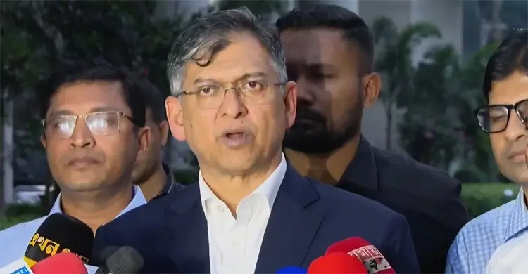 ভারতীয় সীমান্তে কাঁটাতারের বেড়া তাদের অভ্যন্তরীণ বিষয়, সতর্ক বিজিবি