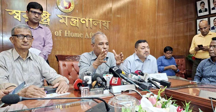 এসপি-ওসিদের লটারিতে, ডিসিদের পদায়ন কোন পদ্ধতিতে