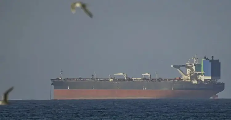 নৌ-অবরোধ আদৌ কার্যকর হয়?