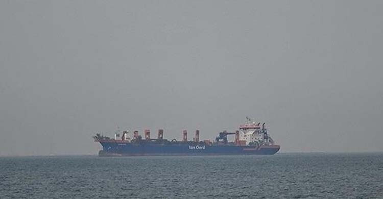 ট্রাম্পের আহ্বান প্রত্যাখ্যান: হরমুজে নৌবাহিনী পাঠাবে না ইউরোপ