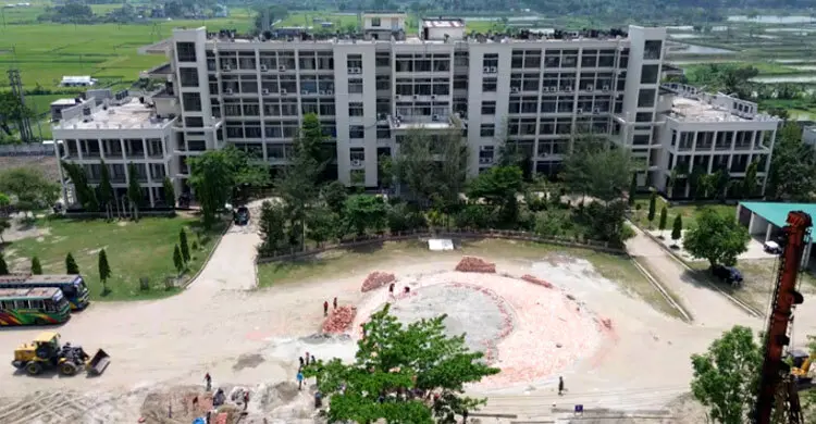 অবশেষে যশোরবাসীর মেডিকেল কলেজ হাসপাতালের স্বপ্ন পূরণের পথে