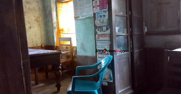 মাত্র ২ টাকায় মিলতো চিকিৎসা, বন্ধ হয়ে গেলো চিকিৎসক সংকটে