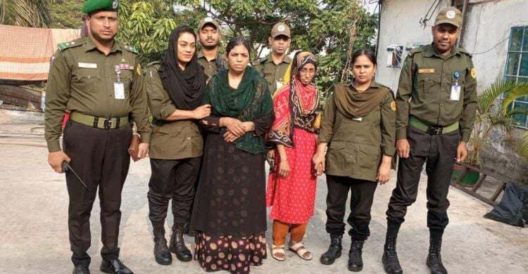 ঢামেকে শিশু পাচারকারী চক্রের দুই নারী সদস্য আটক