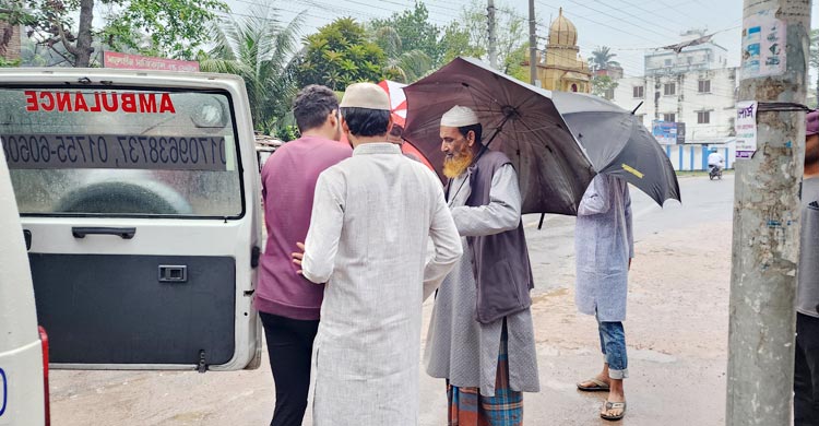 চুয়াডাঙ্গায় ভ্যাপসা গরমে নাভিশ্বাস