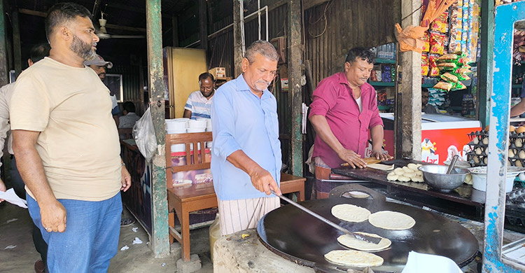 এক হোটেলে দুই দিনে সারাবছরের বিক্রি