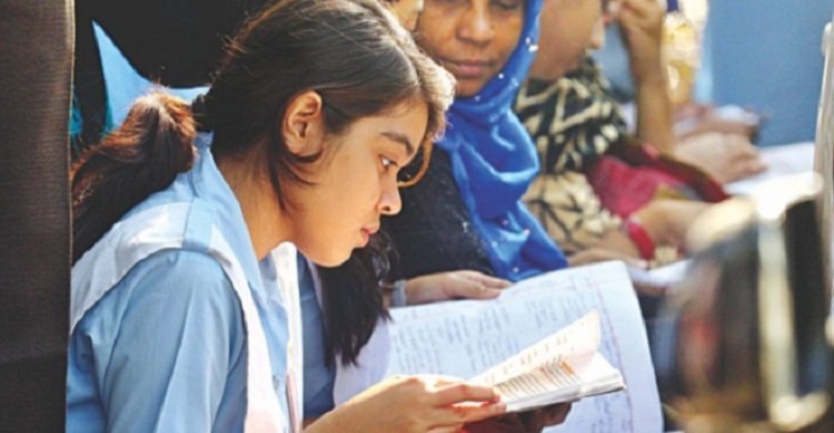 পরীক্ষার্থী খারাপ ফল করলে বাবা-মা-শিক্ষকের করণীয়