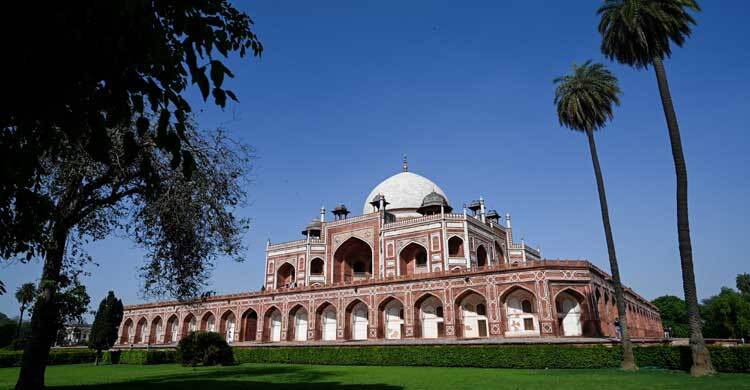 ধসে পড়লো মুঘল সম্রাট হুমায়ুনের সমাধিস্থলের ভেতরের ভবন, নিহত ৫