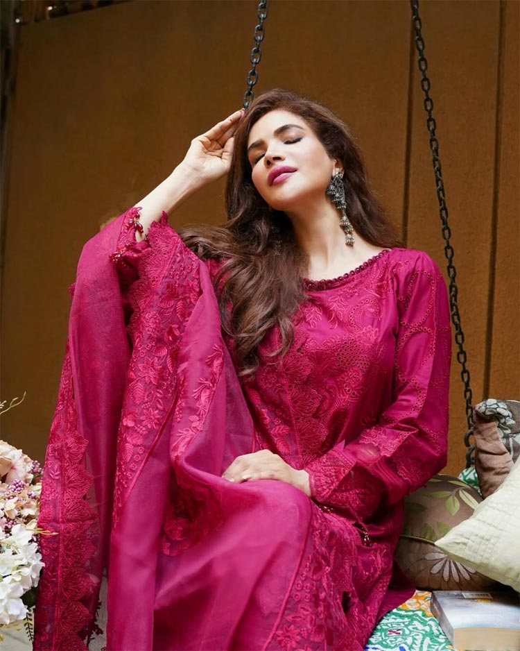 বন্ধ ফ্ল্যাটে ৬ মাস ধরে পচেছে অভিনেত্রীর মরদেহ