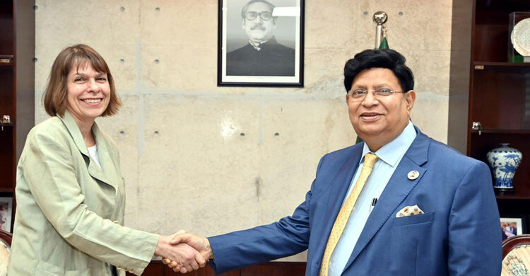 রোহিঙ্গা প্রত্যাবাসনে আইসিআরসির আরও সহায়ক ভূমিকা চায় বাংলাদেশ