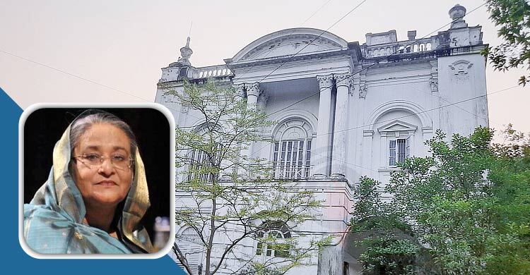 শেখ হাসিনার বিরুদ্ধে সূচনা বক্তব্য উপস্থাপন চলছে