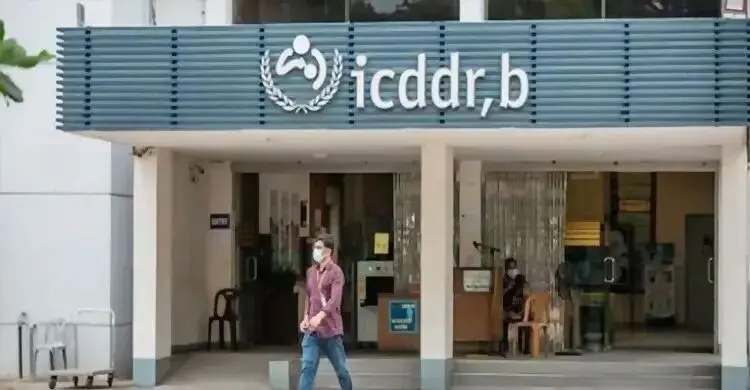বাংলাদেশে প্রতি ১৩ জনে এক নারীর অকালে মেনোপজ হয়