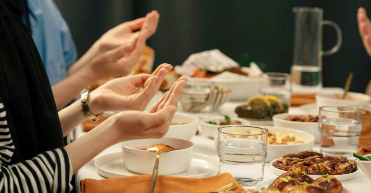 রোজায় ওজন সামলে পুষ্টিকর খাবারের উপায় জানালেন বিশেষজ্ঞ