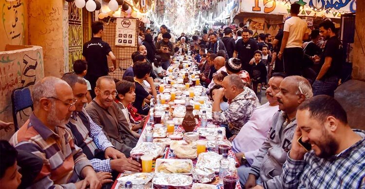 মানবিকতার ঐতিহ্যে আলোকিত মিশরের মায়েদাতুর রহমান