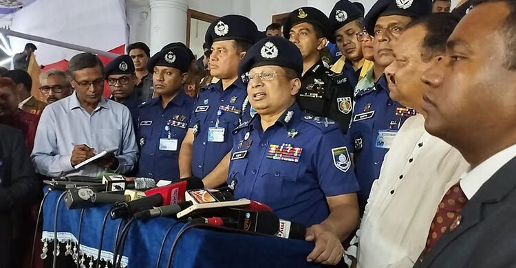 কর্মসূচিতে বাধা নেই, নিরাপত্তায় হুমকি হলে কঠোর ব্যবস্থা: আইজিপি
