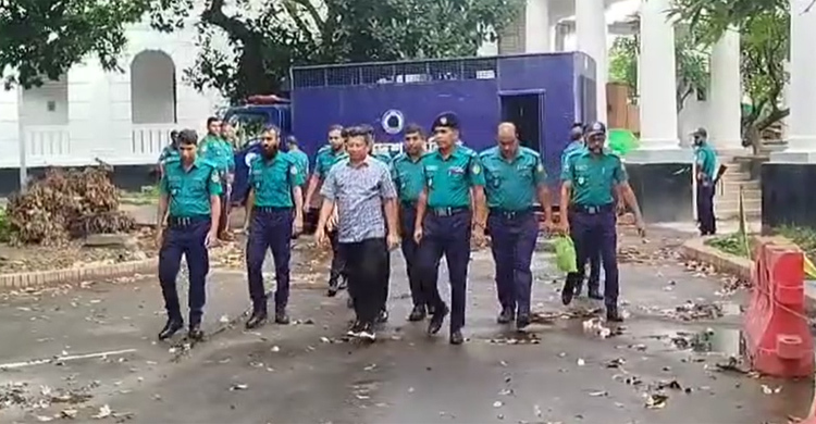 সাবেক আইজিপি মামুন ট্রাইব্যুনালে