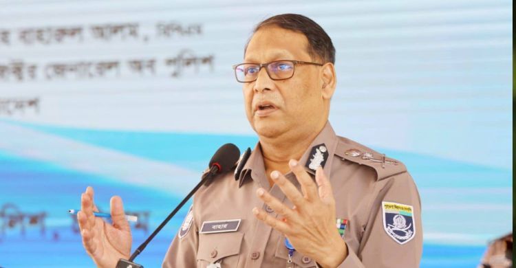 নির্বাচনে সর্বোচ্চ পেশাদারত্ব ও নিরপেক্ষ থাকার নির্দেশ আইজিপির