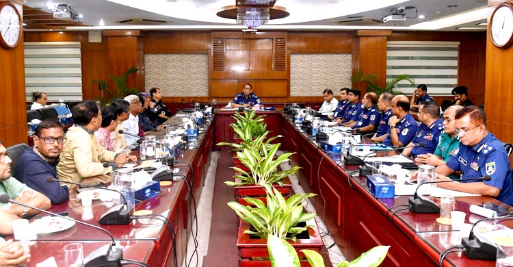 দুর্গাপূজায় কঠোর নিরাপত্তা, গুজব প্রতিরোধে ‘তাৎক্ষণিক অ্যাকশন’