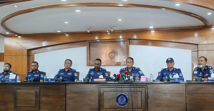 মিথ্যা মামলা থেকে অব্যাহতি পেতে যে নিয়ম জানালেন আইজিপি