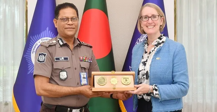 পুলিশের সংস্কার ও সক্ষমতা বাড়াতে যুক্তরাজ্যের সহযোগিতা চেয়েছেন আইজিপি