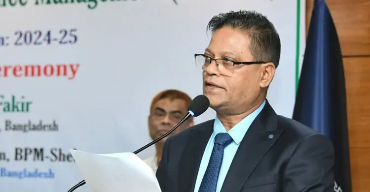 সাইবার অপরাধ মোকাবিলায় আধুনিক জ্ঞান অর্জনের আহ্বান আইজিপির