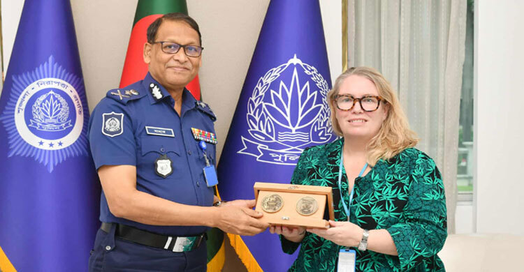 জাতিসংঘের নিরাপত্তা উপদেষ্টার সঙ্গে আইজিপির সাক্ষাৎ