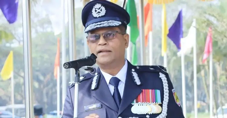 পুলিশের আইজিপিকে লিগ্যাল নোটিশ