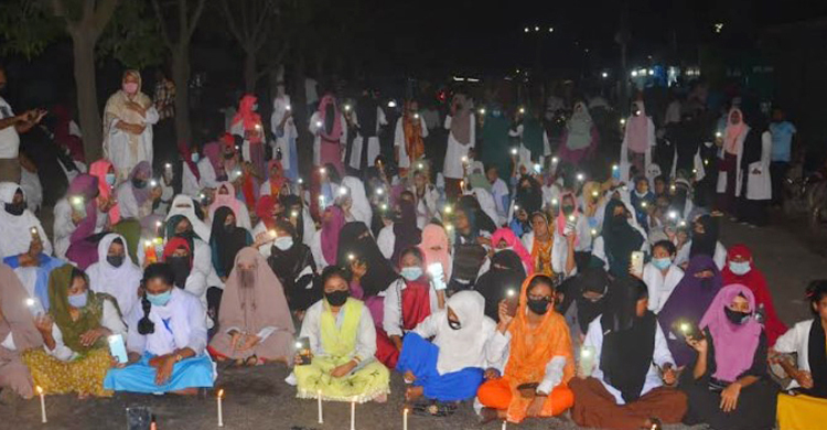 বগুড়া আইএইচটি শিক্ষার্থীদের ফের সড়ক অবরোধ