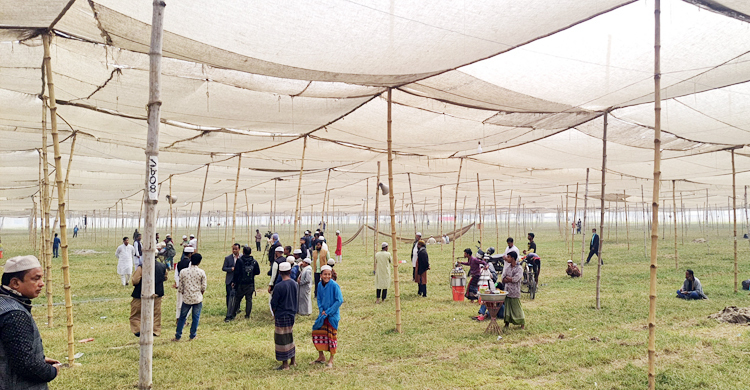 তুরাগ তীরে চলছে শেষ মুহূর্তের প্রস্তুতি