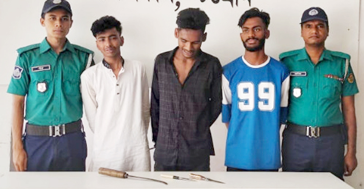 চট্টগ্রামে ডাকাতির প্রস্তুতিকালে গ্রেফতার ৩: পুলিশ