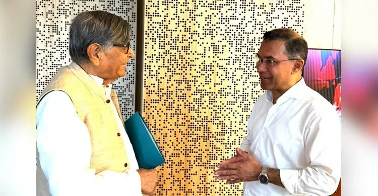 প্রধানমন্ত্রীর সঙ্গে বৈঠক করলেন অধ্যাপক আবদুল্লাহ আবু সায়ীদ