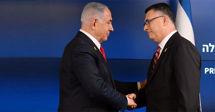 Netanyahu inducts ex-rival Saar into cabinet