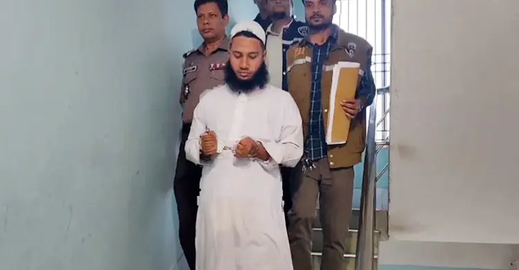 প্রথম বিয়ের তথ্য গোপন করায় স্ত্রীকে হত্যা, সেই ইমামের স্বীকারোক্তি