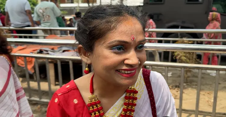 'আমার স্বামী দুবাই প্রবাসী, পিন্টু তোমাকে নববর্ষের শুভেচ্ছা'