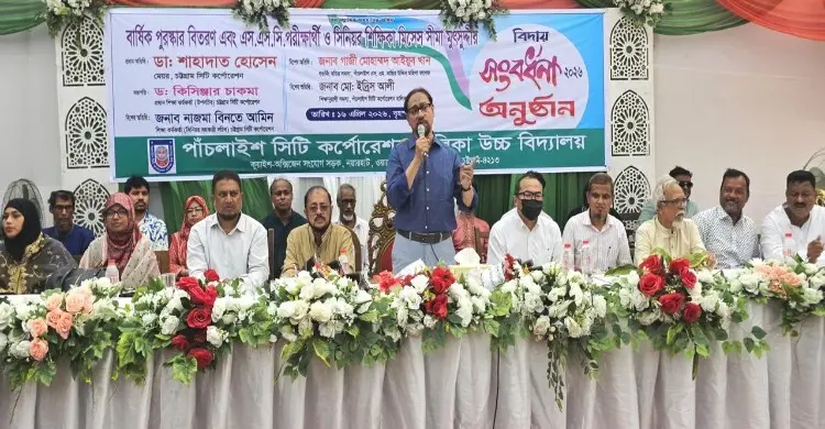 শিক্ষার্থীদের নৈতিকতা ও বই পড়ায় গুরুত্ব দিতে হবে: মেয়র শাহাদাত