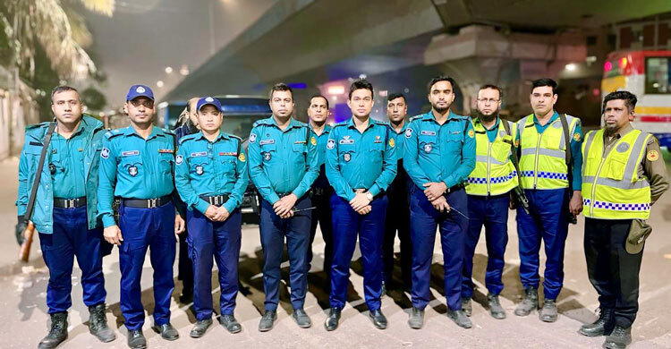 রাজধানীজুড়ে পুলিশের ৫০০ টহল টিম, ২৪ ঘণ্টায় গ্রেফতার ২৮৯