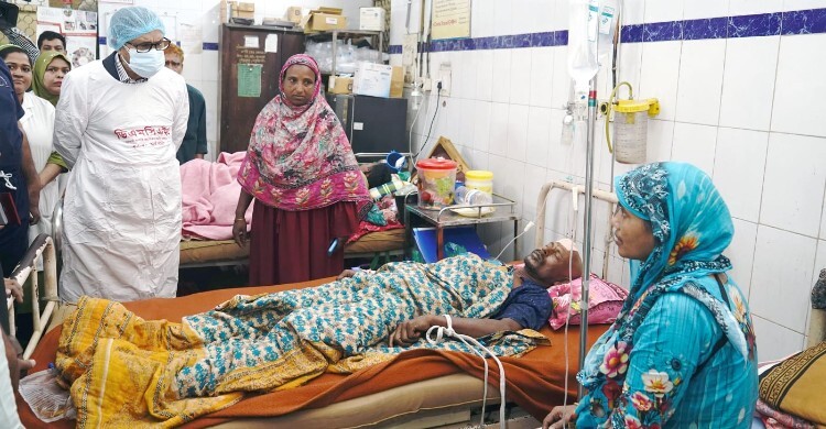 রোগীর চাপ সামলে সেবার মান বাড়াতে কাজ চলছে, দমন করা হবে দালালচক্র