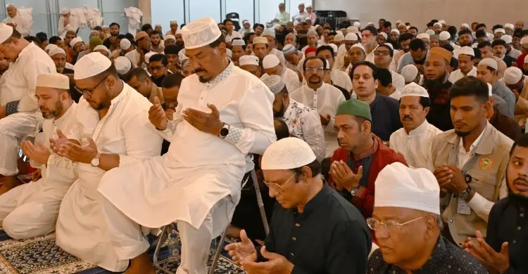 স্পিকারের প্রয়াত স্ত্রী দিলারা হাফিজের মাগফিরাত কামনায় দোয়া মাহফিল