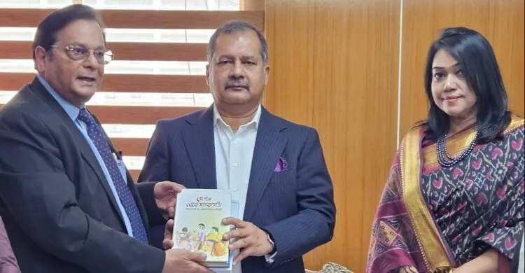 মাদক ও তামাকের বিস্তার রোধে জনসচেতনতা বাড়ানোর তাগিদ তথ্যমন্ত্রীর