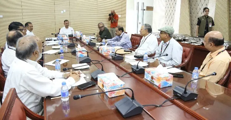 সম্পাদক পরিষদের নেতাদের সঙ্গে প্রধানমন্ত্রীর বৈঠক