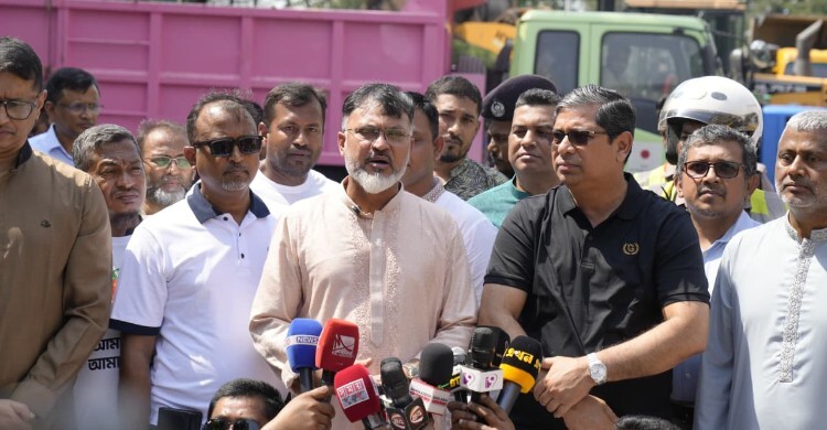 ঢাকা উত্তর সিটিতে বিকেল ৪টা পর্যন্ত ৪৫৯৮ টন বর্জ্য অপসারণ