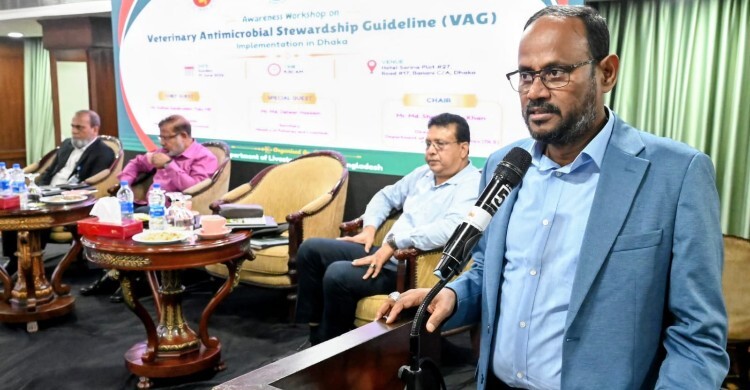 অ্যান্টিবায়োটিকের অযৌক্তিক ব্যবহার রোধে সম্মিলিত উদ্যোগ জরুরি