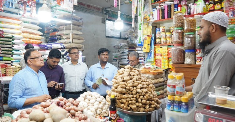 বাজারে অধিকাংশ নিত্যপণ্যের দাম স্থিতিশীল: প্রতিমন্ত্রী শরীফুল আলম