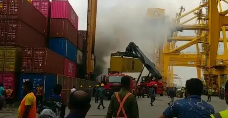 নিউমুরিং কনটেইনার টার্মিনালে আগুনের ঘটনায় তদন্ত কমিটি গঠন