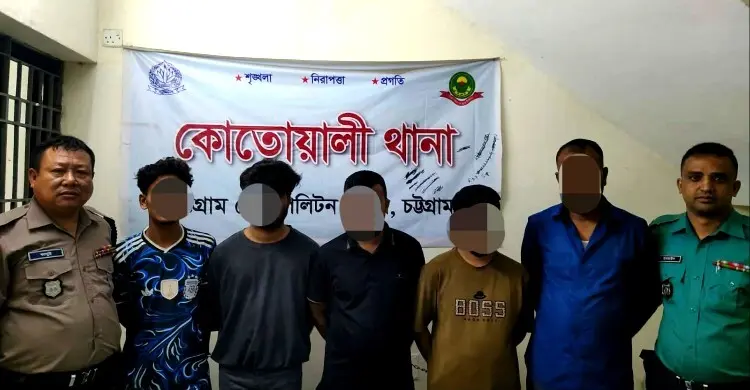 নন্দনকাননে চোরাই মোবাইলের পরিচয় বদলের চক্র, উদ্ধার ১৫৭ ফোন