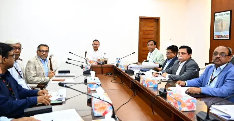 প্রধানমন্ত্রীর সভাপতিত্বে ডিএসসিসির সড়ক ব্যবস্থাপনা নিয়ে সভা