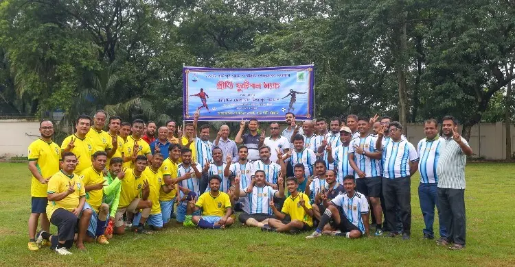 চট্টগ্রাম প্রেস ক্লাব-কোস্টগার্ডের ফুটবল ম্যাচে জয়ী ‘আর্জেন্টিনা’