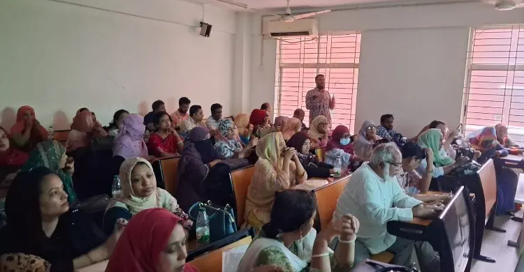 মনিপুর স্কুল অ্যান্ড কলেজের অভিন্ন ক্যাম্পাস বহালের দাবি